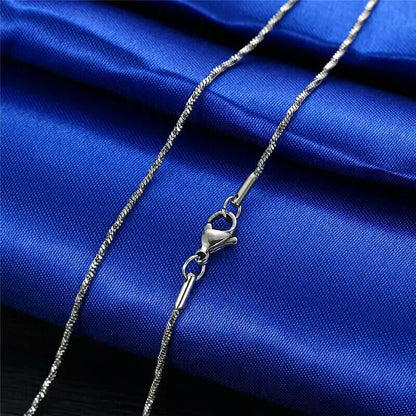 Couronne d’Amour Necklace